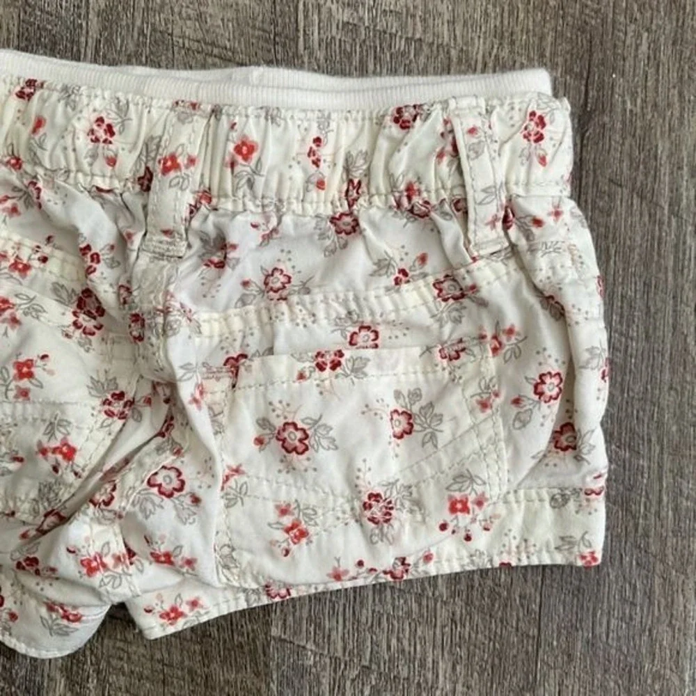 Baby Gap White Floral Print Shorts‎ 0-3 Months Elastic Waist